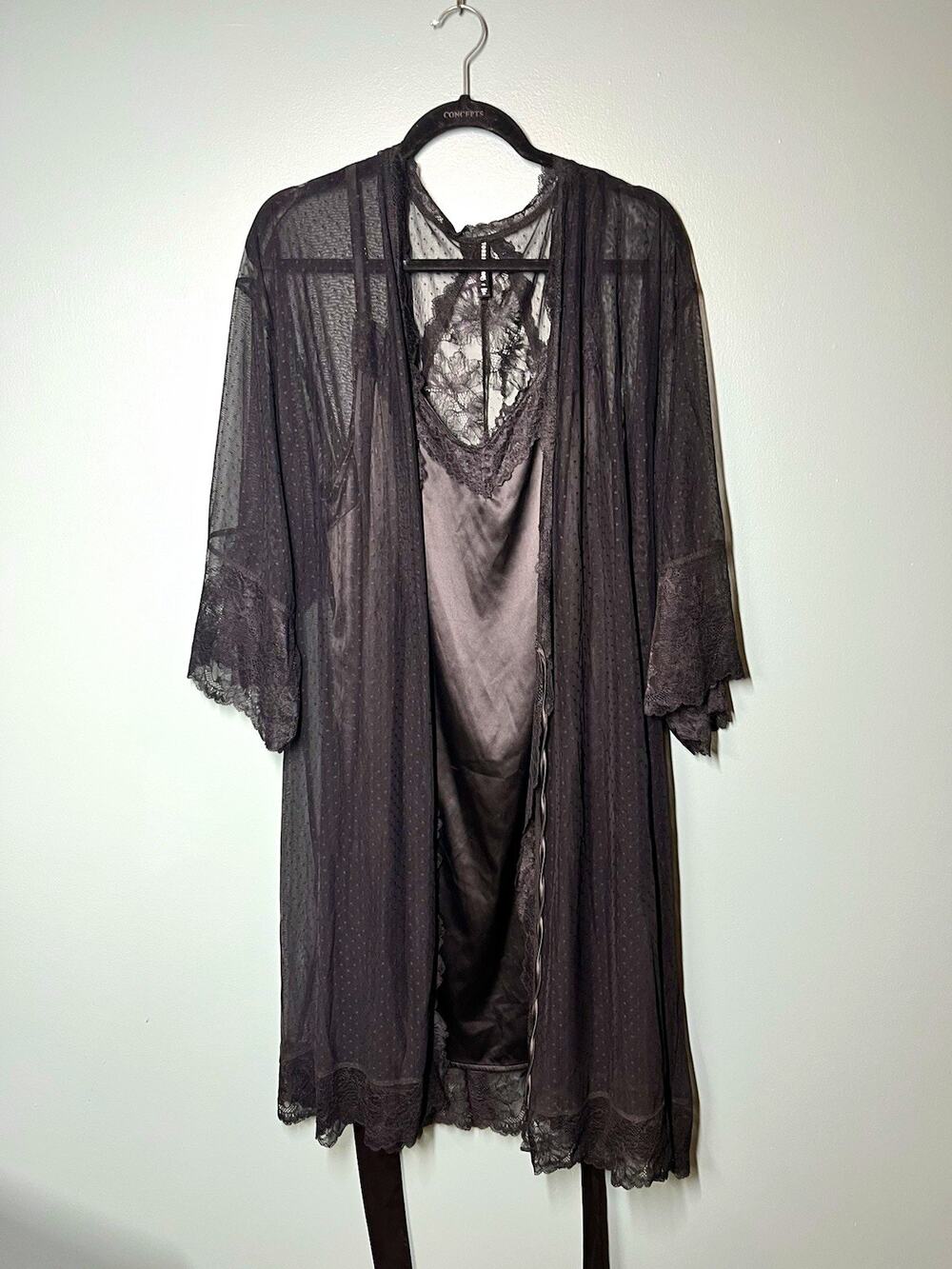 Torrid Women's Black Solid Full Slip Set Lace Sheer Lace Lingerie Robe Size 3